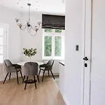 Rent Mariana Mokwy 20