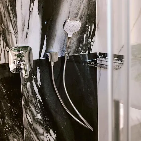 Rent Mariana Mokwy 20 Daire