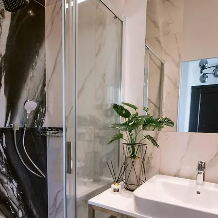 Rent Mariana Mokwy 20 Daire *