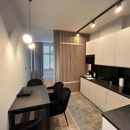 Rent Mariana Mokwy 20 *